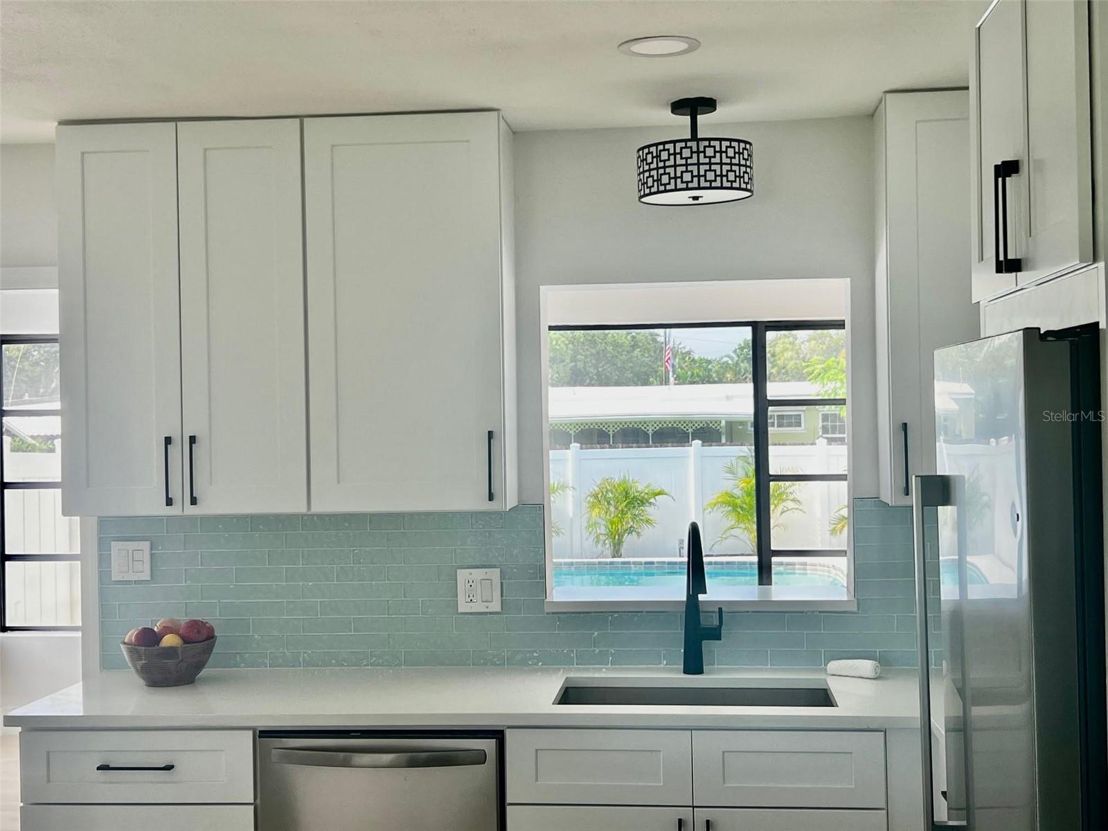 Image 11 of 72 For 6719 3rd Avenue N
