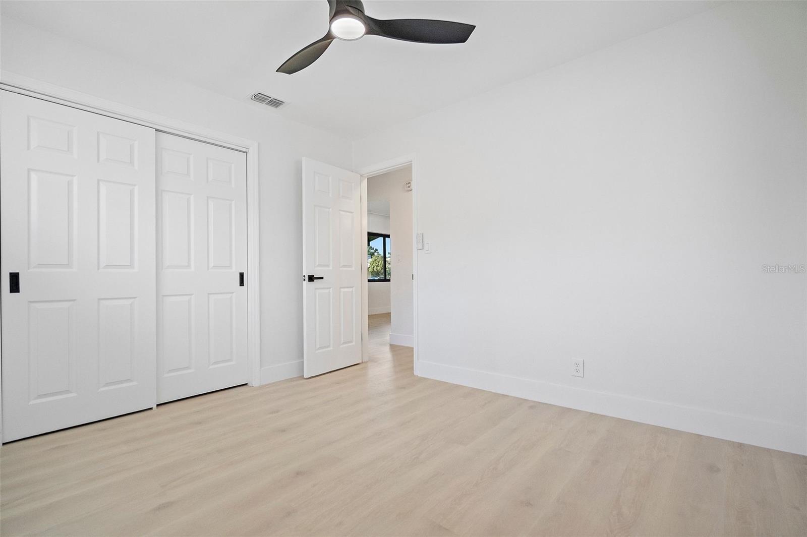 Image 25 of 72 For 6719 3rd Avenue N