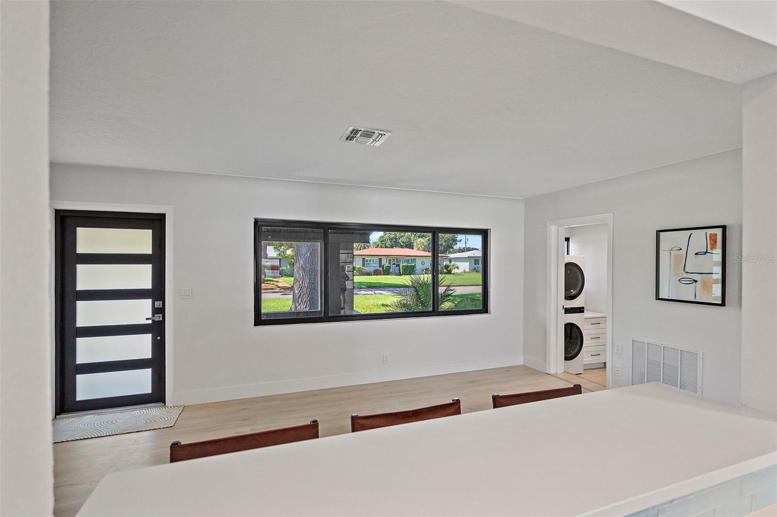 Image 30 of 72 For 6719 3rd Avenue N
