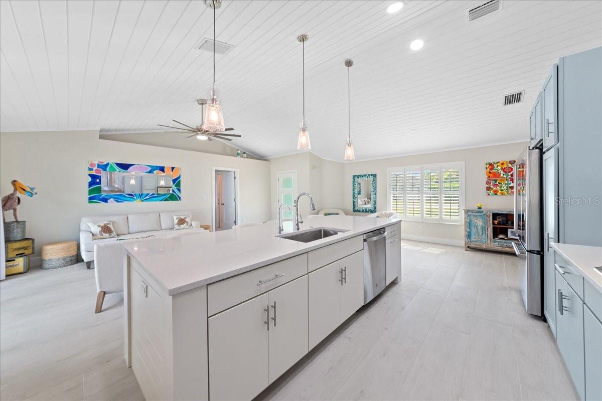 Image 13 of 50 For 5120 Palm Drive