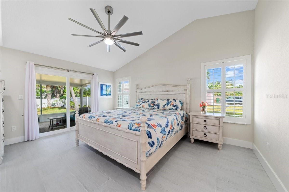 Image 17 of 50 For 5120 Palm Drive