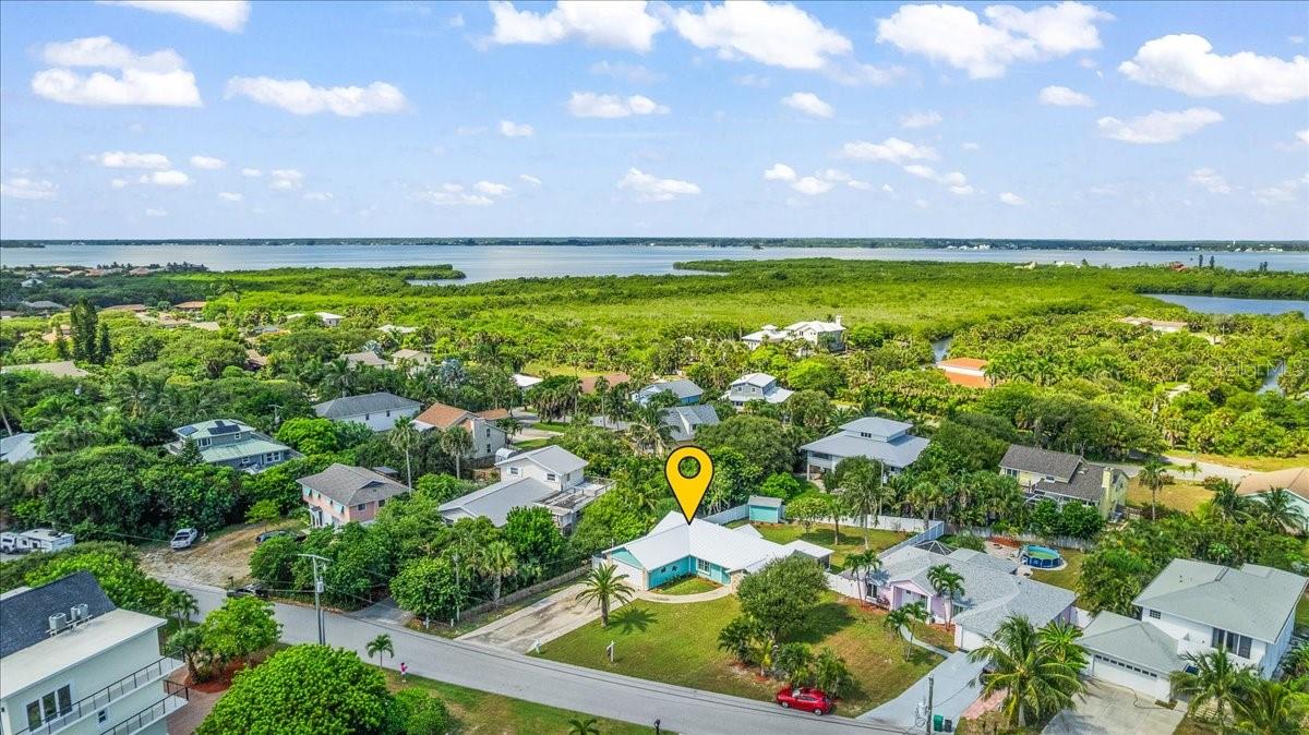 Image 4 of 50 For 5120 Palm Drive