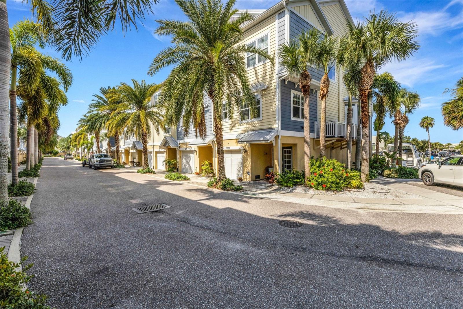 Details for 5909 Anchorage Way S, ST PETERSBURG, FL 33712