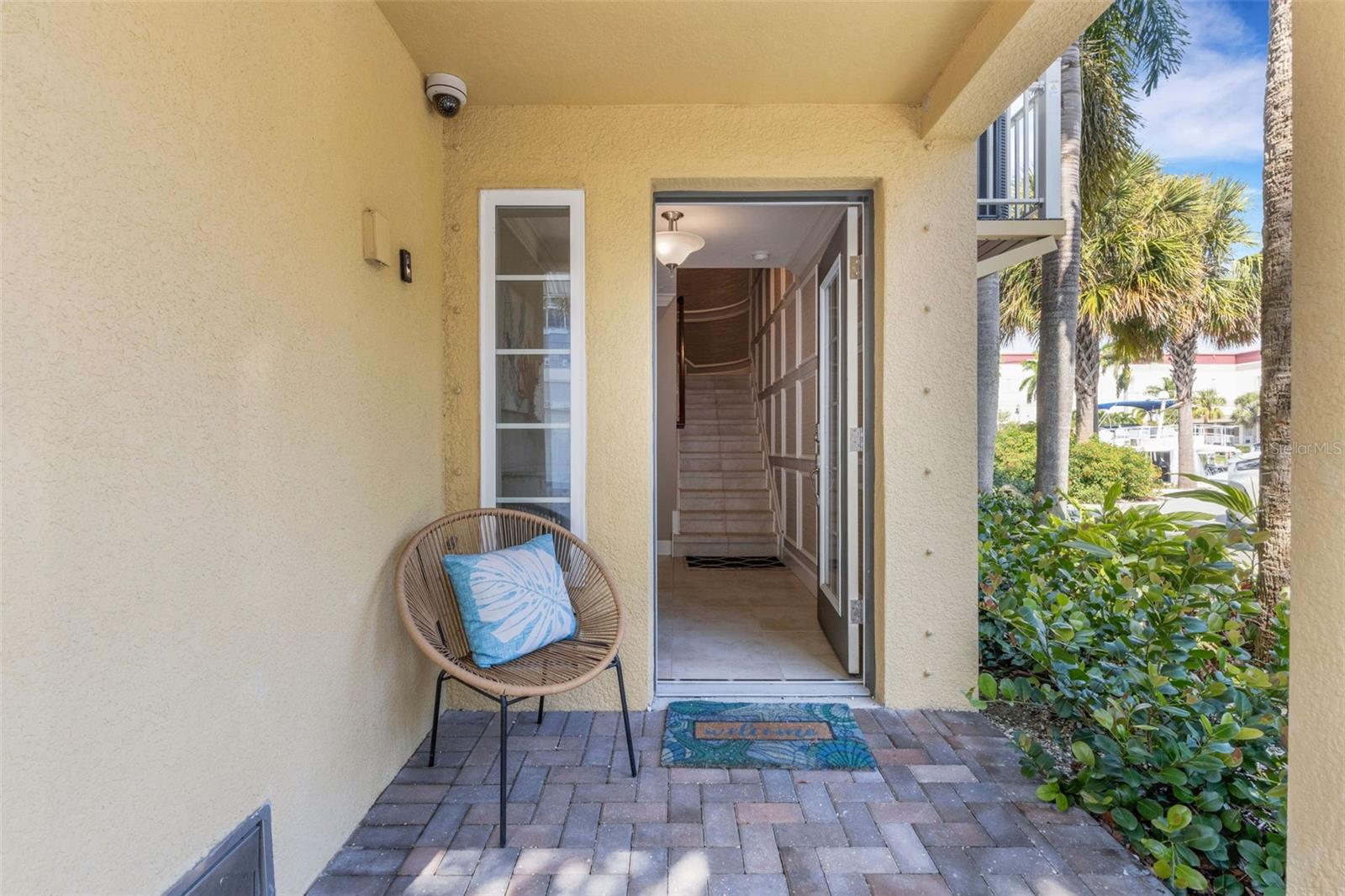 Listing photo id 17 for 5909 Anchorage Way S