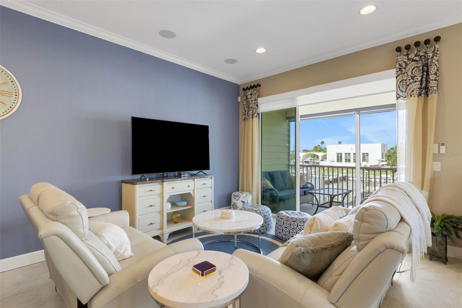 Listing photo id 44 for 5909 Anchorage Way S