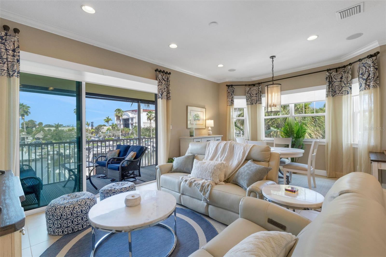 Listing photo id 46 for 5909 Anchorage Way S