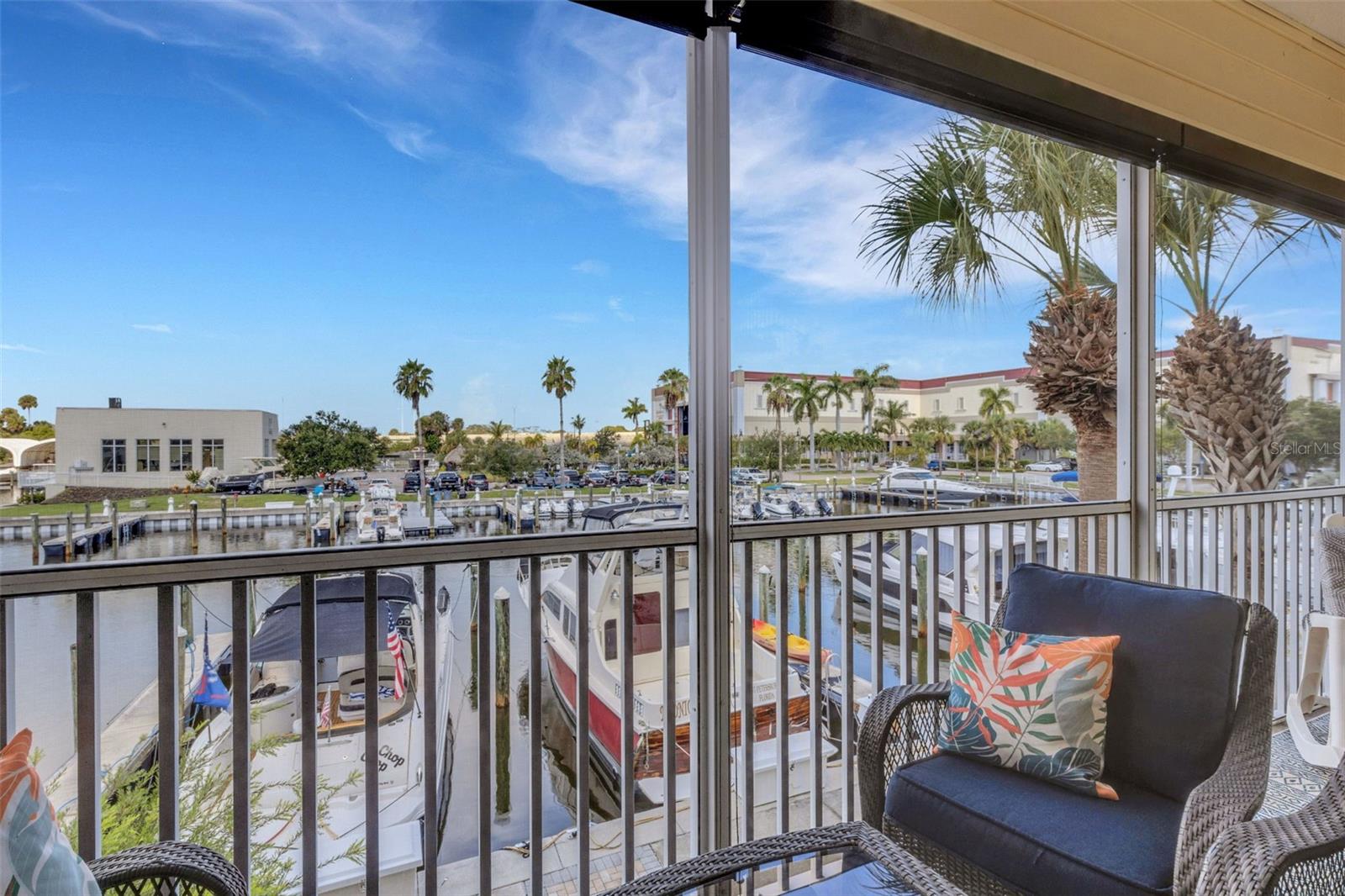 Listing photo id 69 for 5909 Anchorage Way S