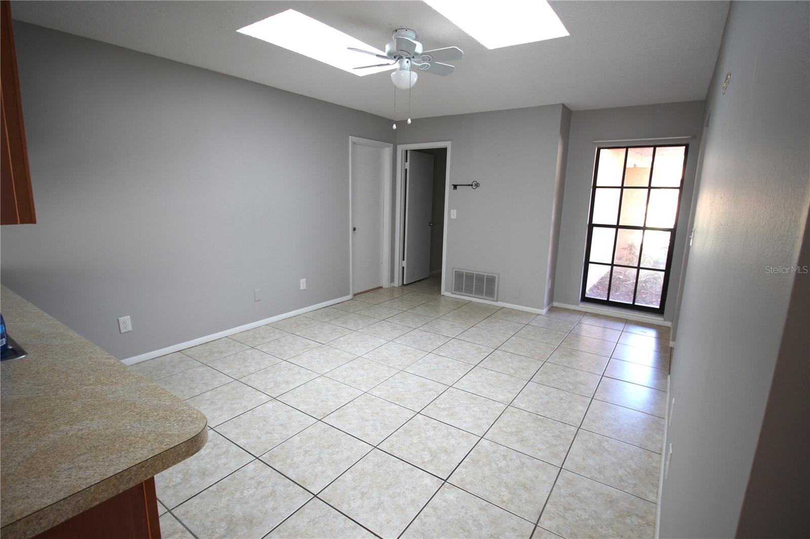 Image 6 of 17 For 2848 Rustic Oaks Drive