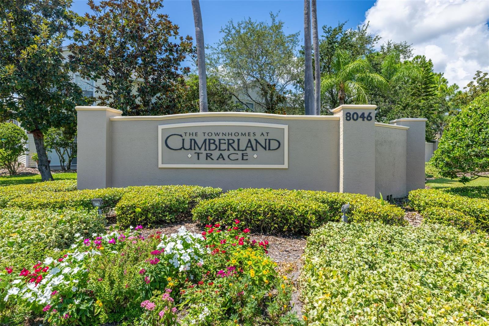 Details for 8010 Thoroughbred Loop, LARGO, FL 33773