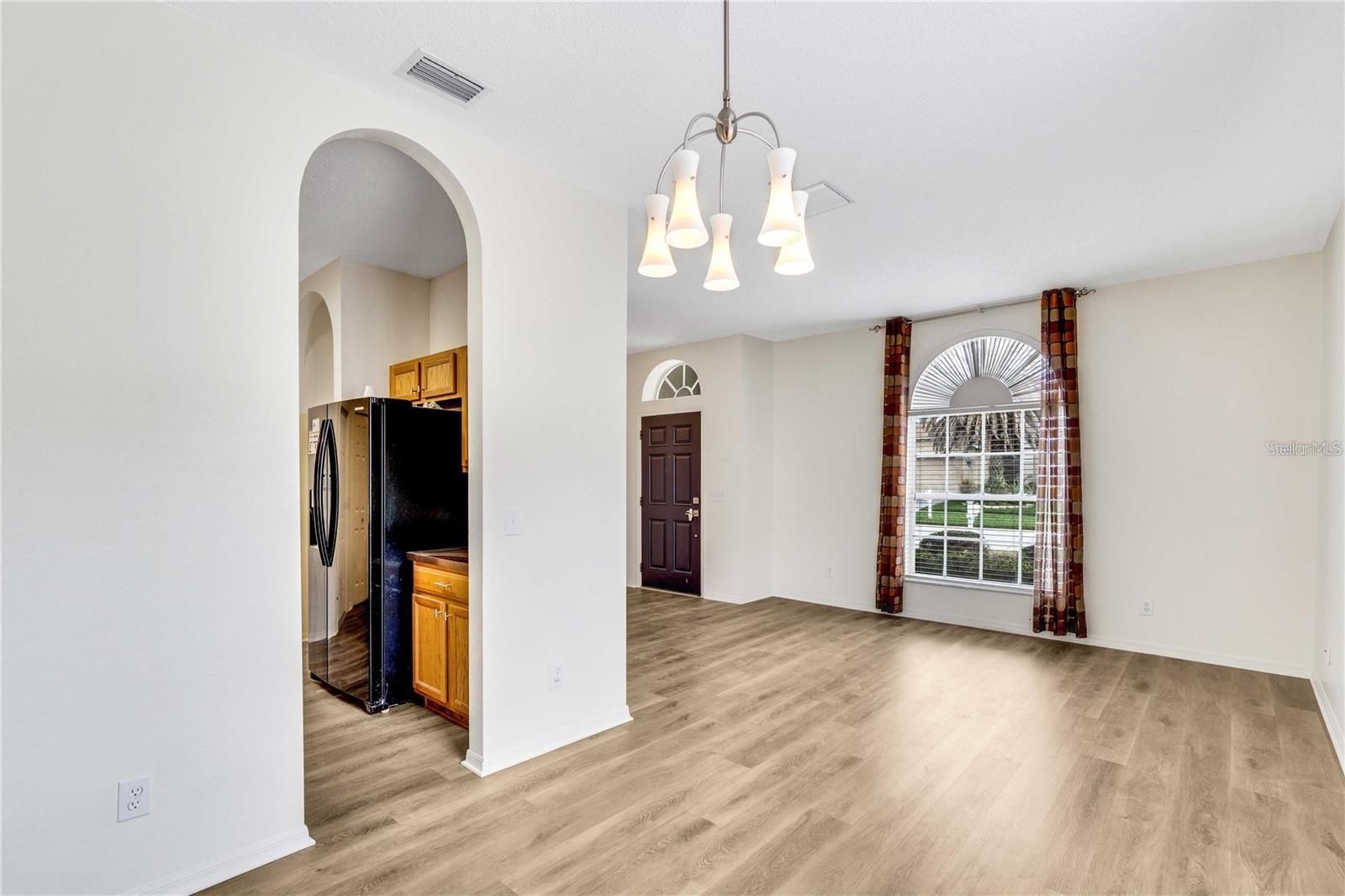 Image 4 of 23 For 11337 Village Brook Drive