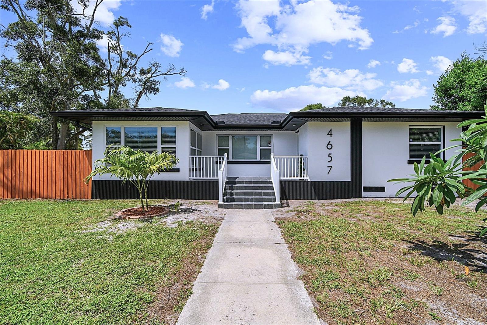 Image 2 of 81 For 4657 5th Avenue N