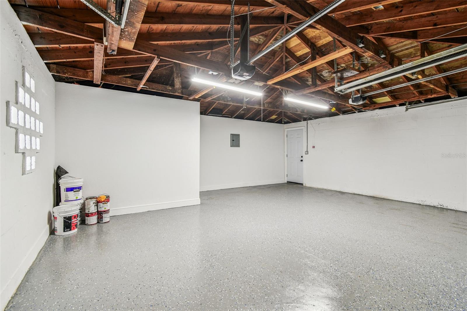 Image 60 of 81 For 4657 5th Avenue N