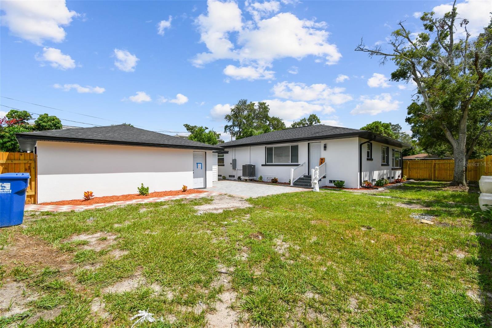 Image 66 of 81 For 4657 5th Avenue N