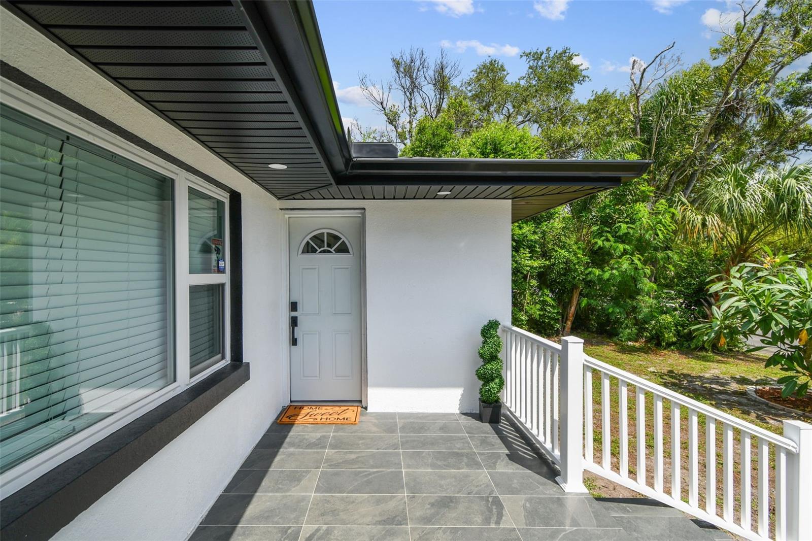 Image 9 of 81 For 4657 5th Avenue N
