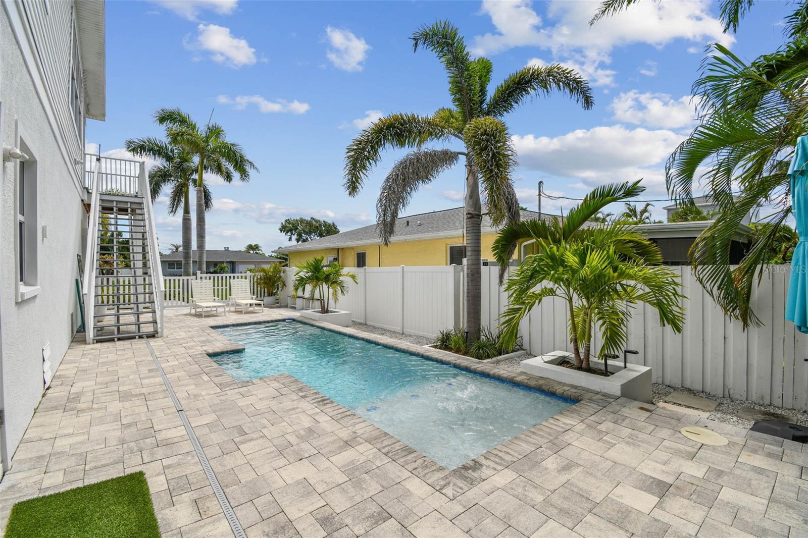 Image 16 of 73 For 109 15th Street