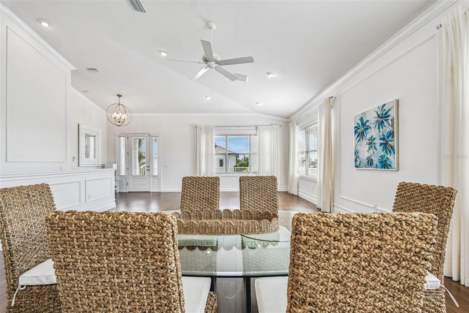 Image 29 of 73 For 109 15th Street