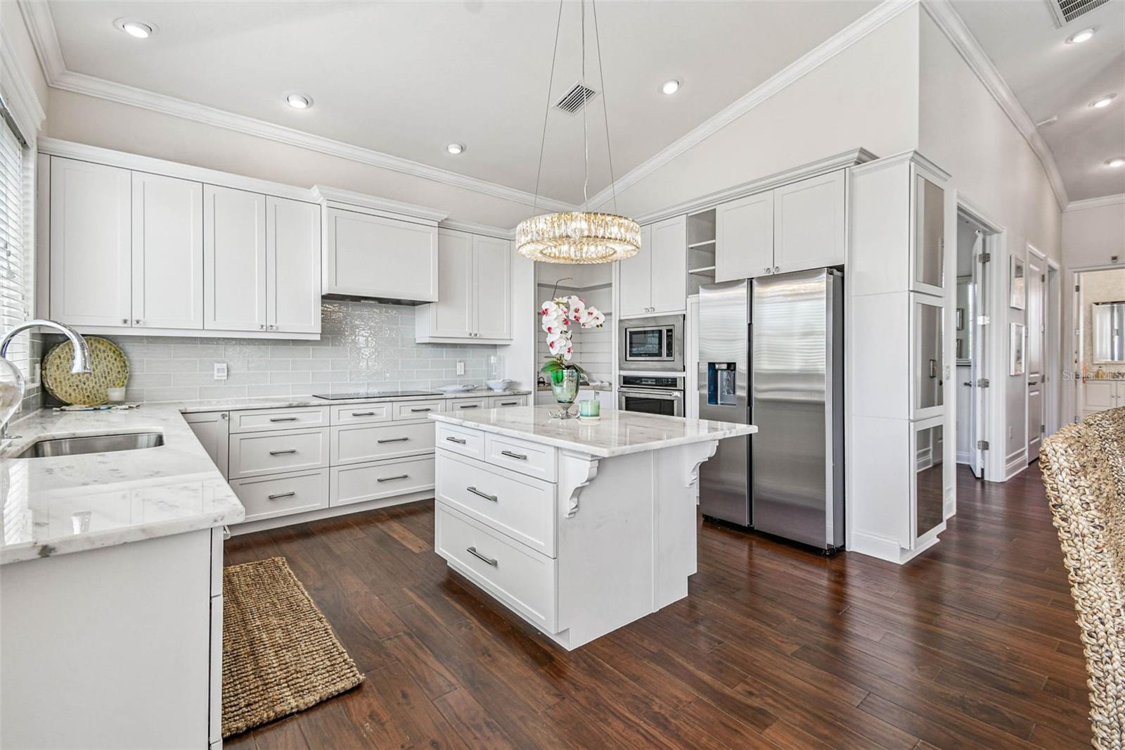 Image 30 of 73 For 109 15th Street
