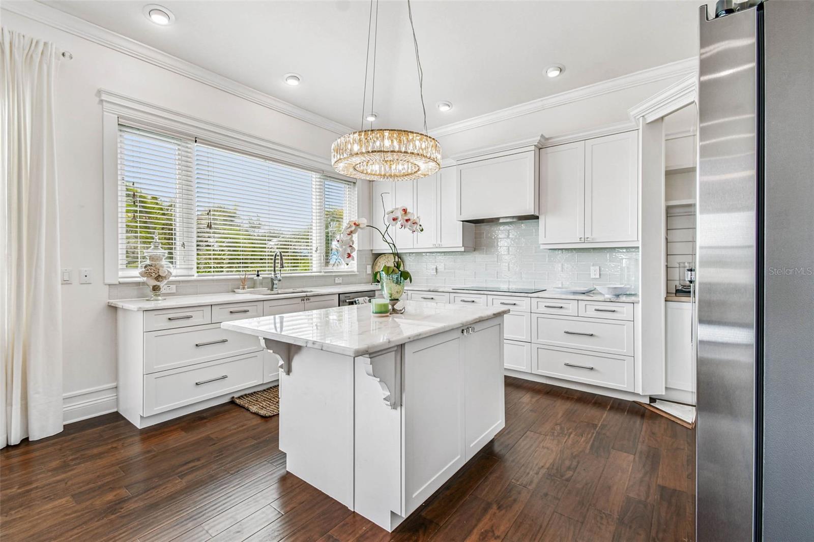 Image 31 of 73 For 109 15th Street