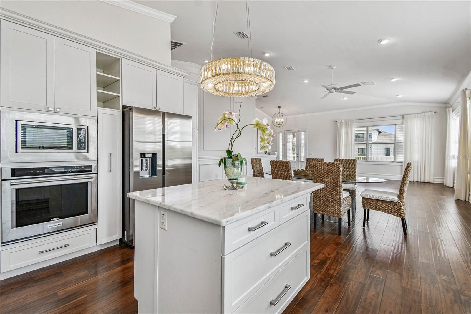 Image 33 of 73 For 109 15th Street