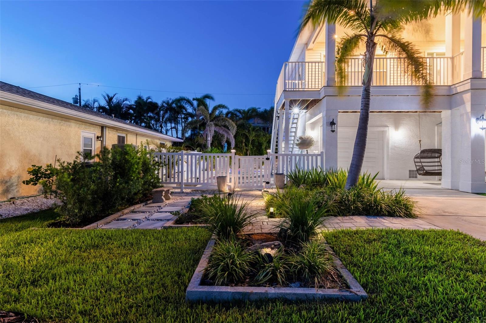 Image 9 of 73 For 109 15th Street