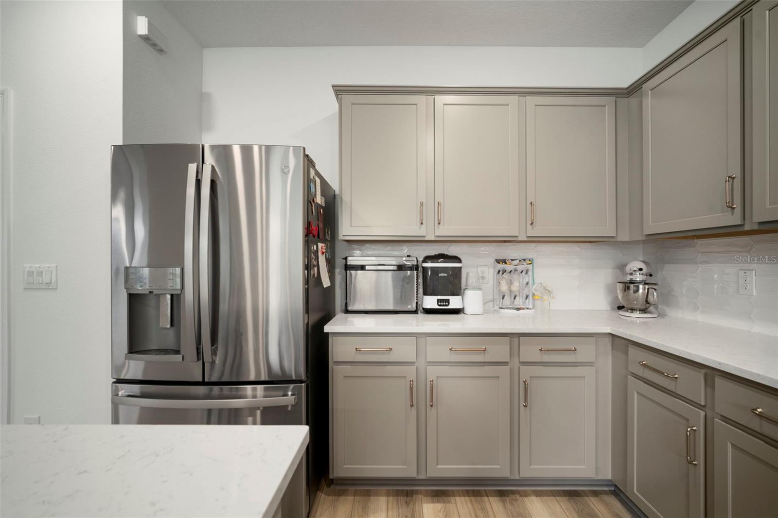 Listing photo id 11 for 3886 Maple Bay Lane