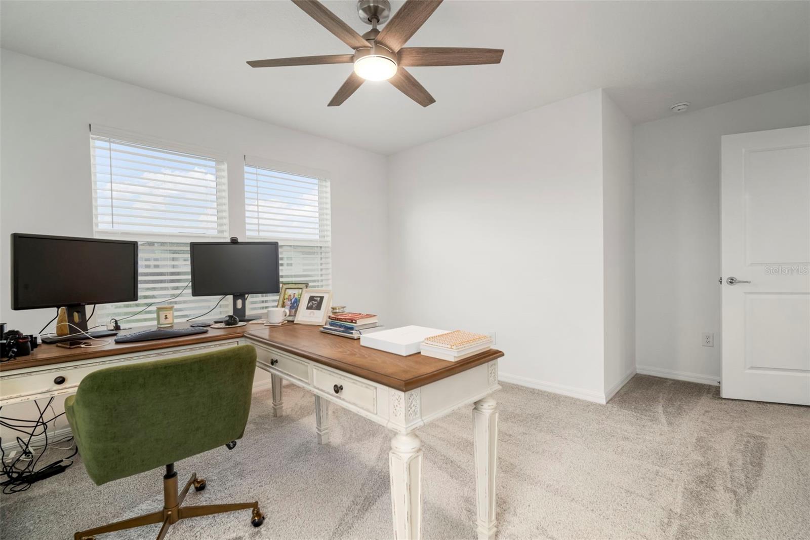 Listing photo id 49 for 3886 Maple Bay Lane