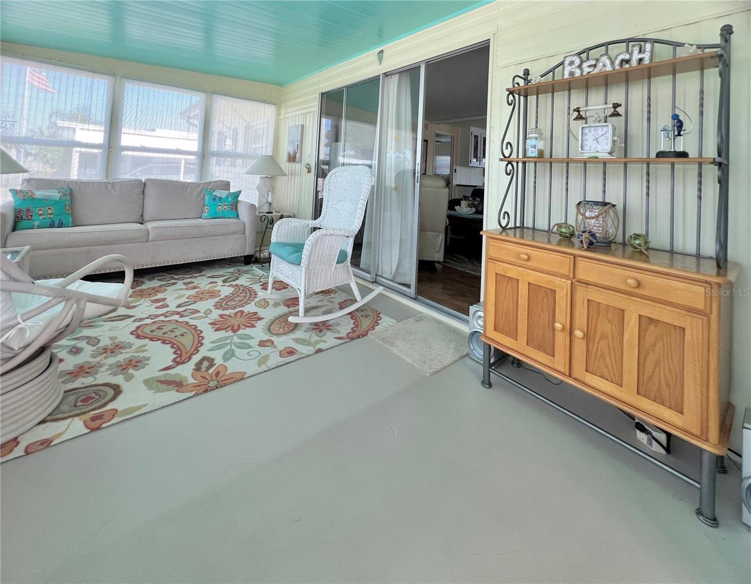 Image 17 of 72 For 1100 Belcher Road S 613