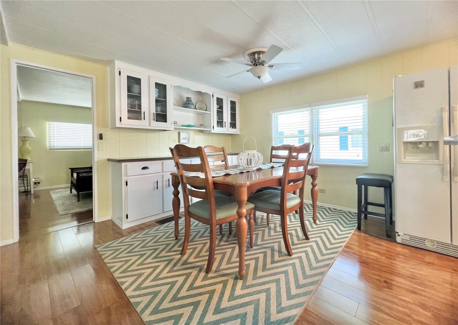 Image 20 of 72 For 1100 Belcher Road S 613