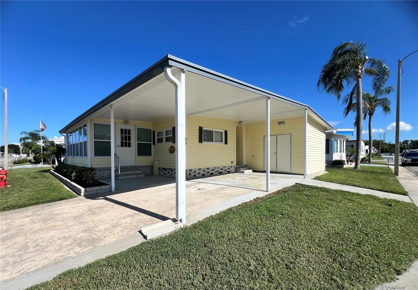 Image 3 of 72 For 1100 Belcher Road S 613