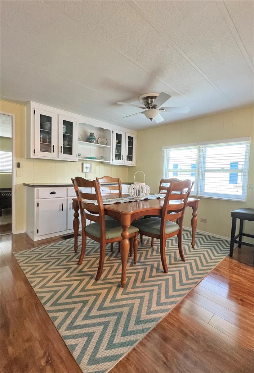 Image 30 of 72 For 1100 Belcher Road S 613