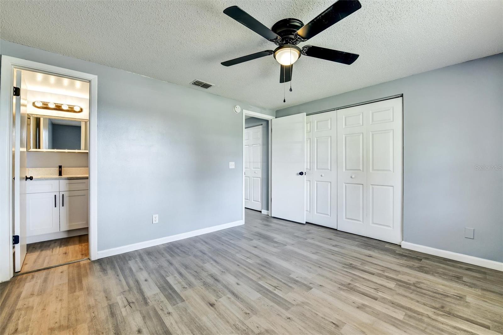 Image 13 of 36 For 12615 Logan Place