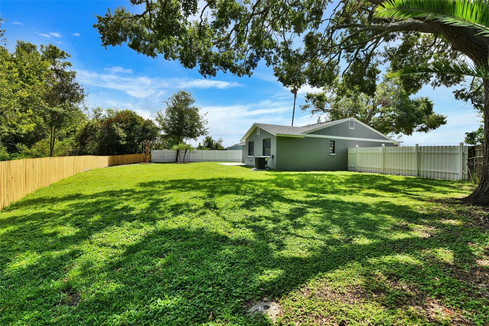 Image 24 of 36 For 12615 Logan Place