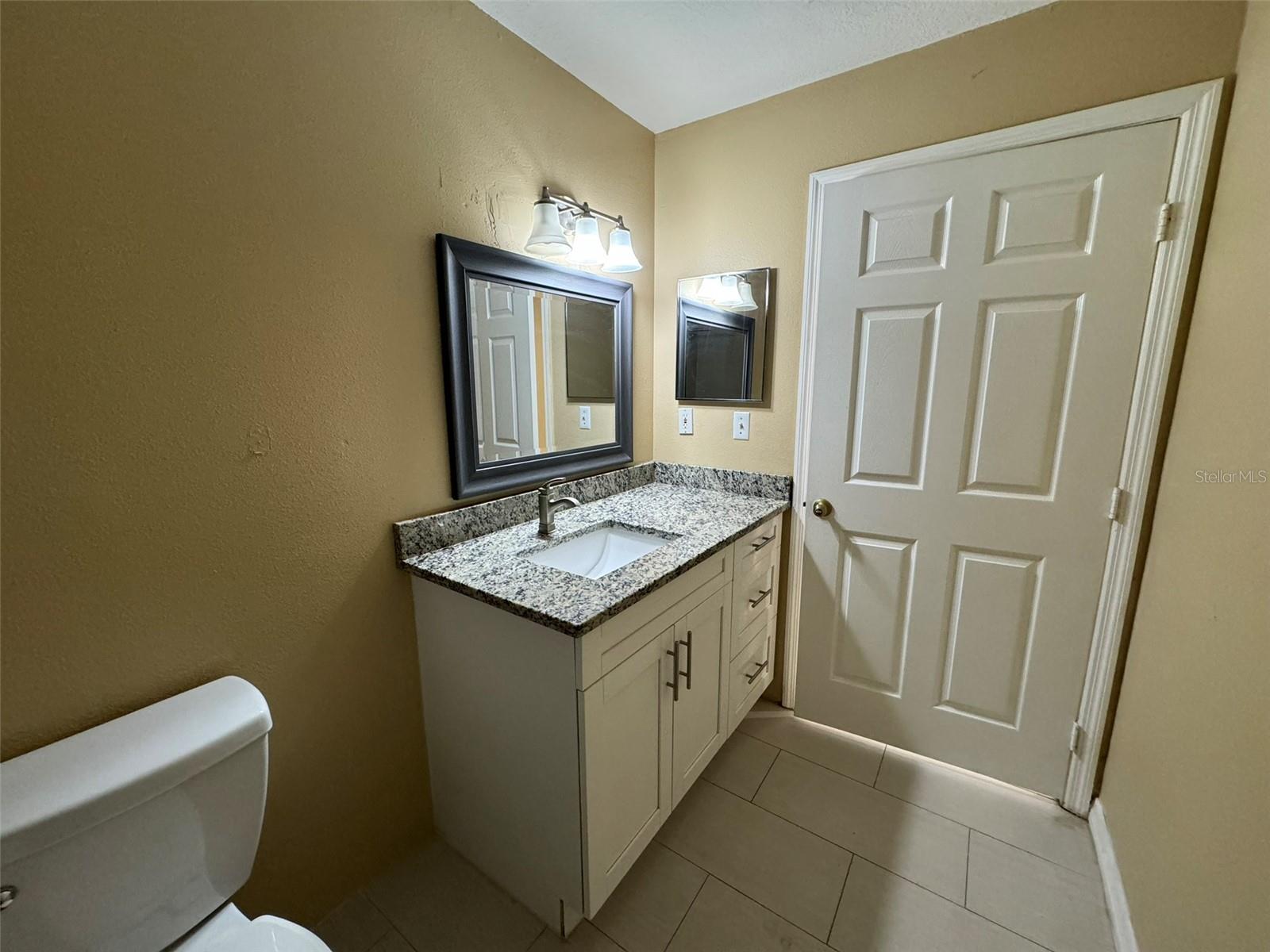 Image 11 of 18 For 9248 Lake Chase Island Way 9248