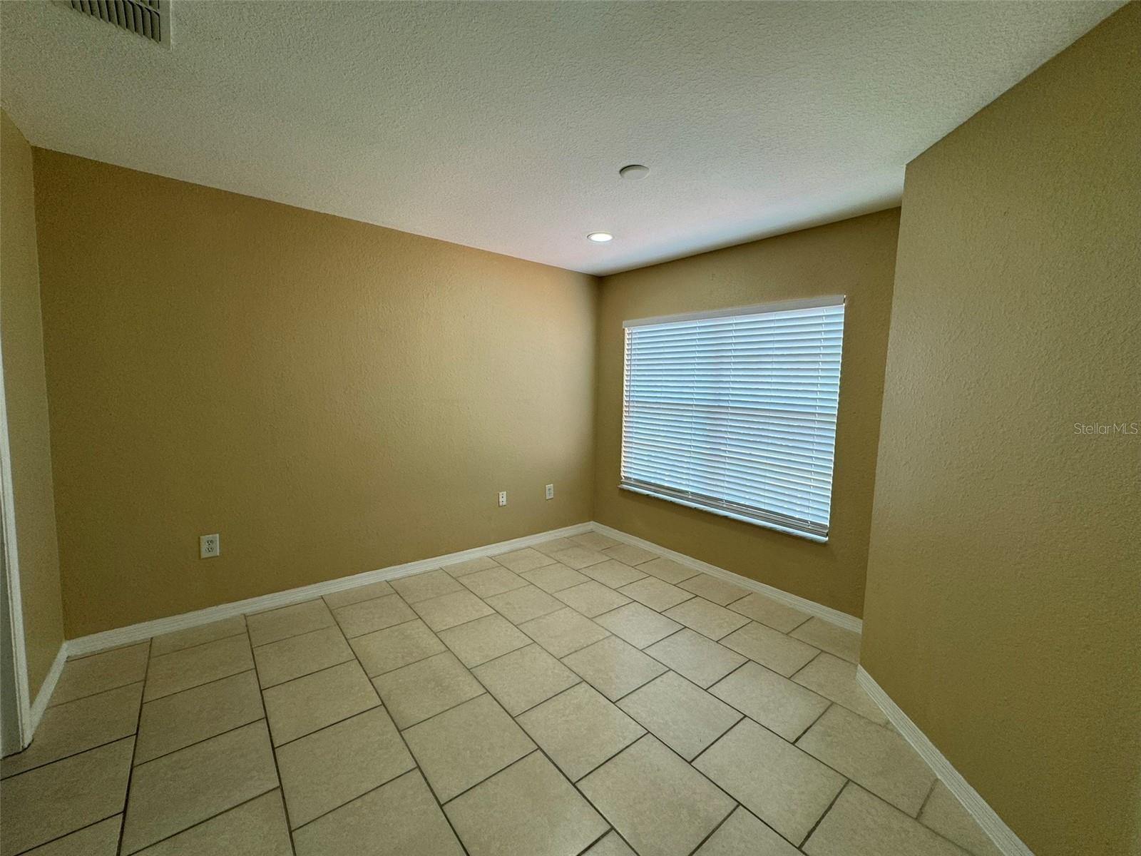 Image 12 of 18 For 9248 Lake Chase Island Way 9248