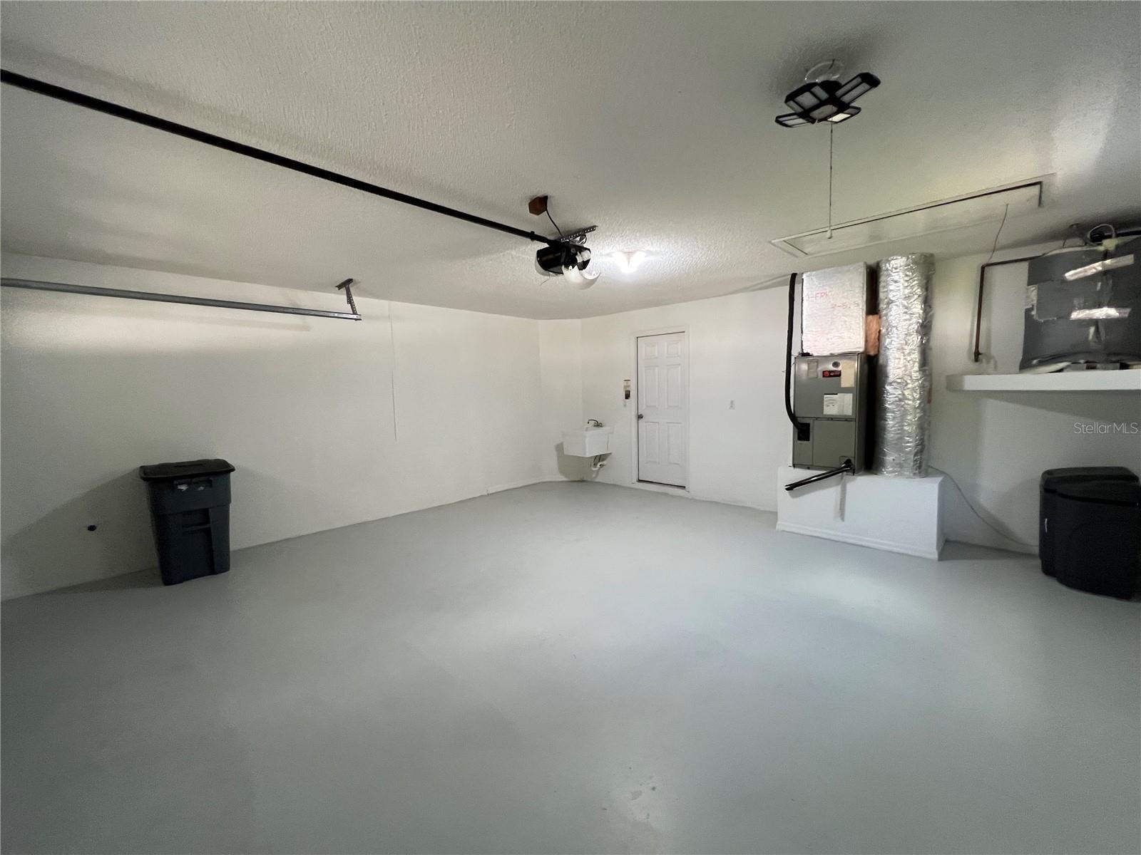 Listing photo id 28 for 1435 Stroud Court