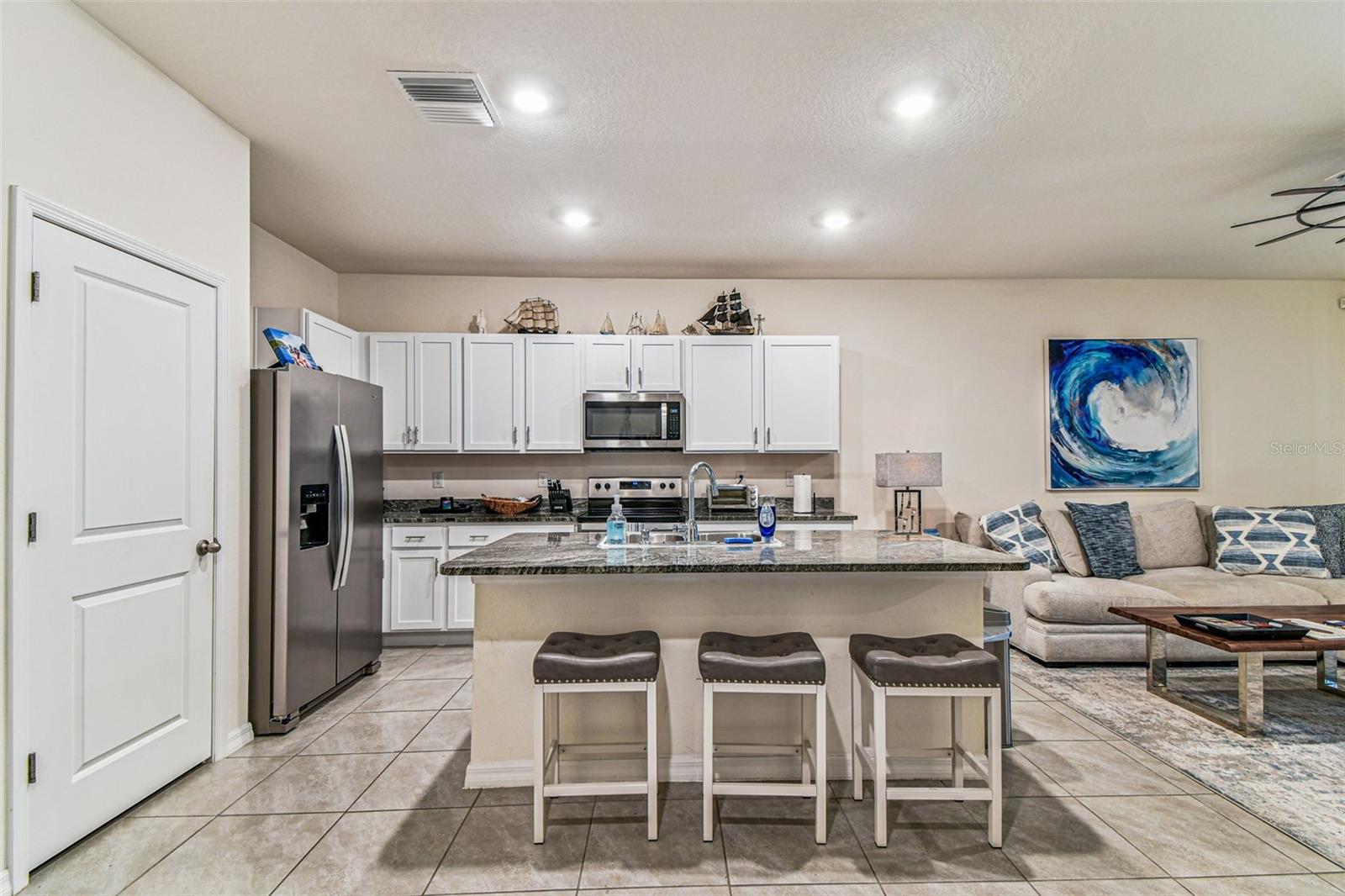 Image 10 of 51 For 2893 Suncoast Plains Drive