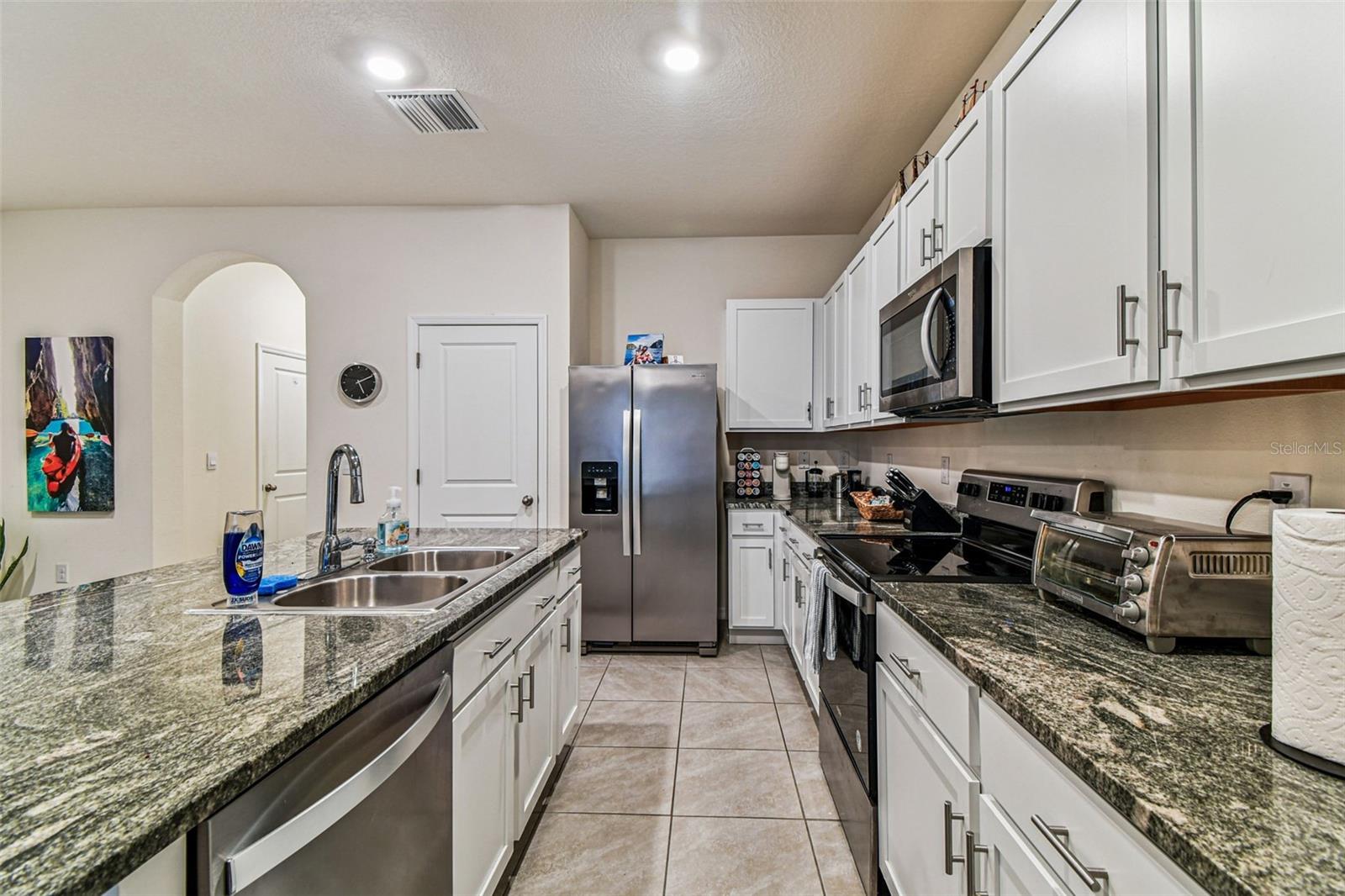 Image 13 of 51 For 2893 Suncoast Plains Drive