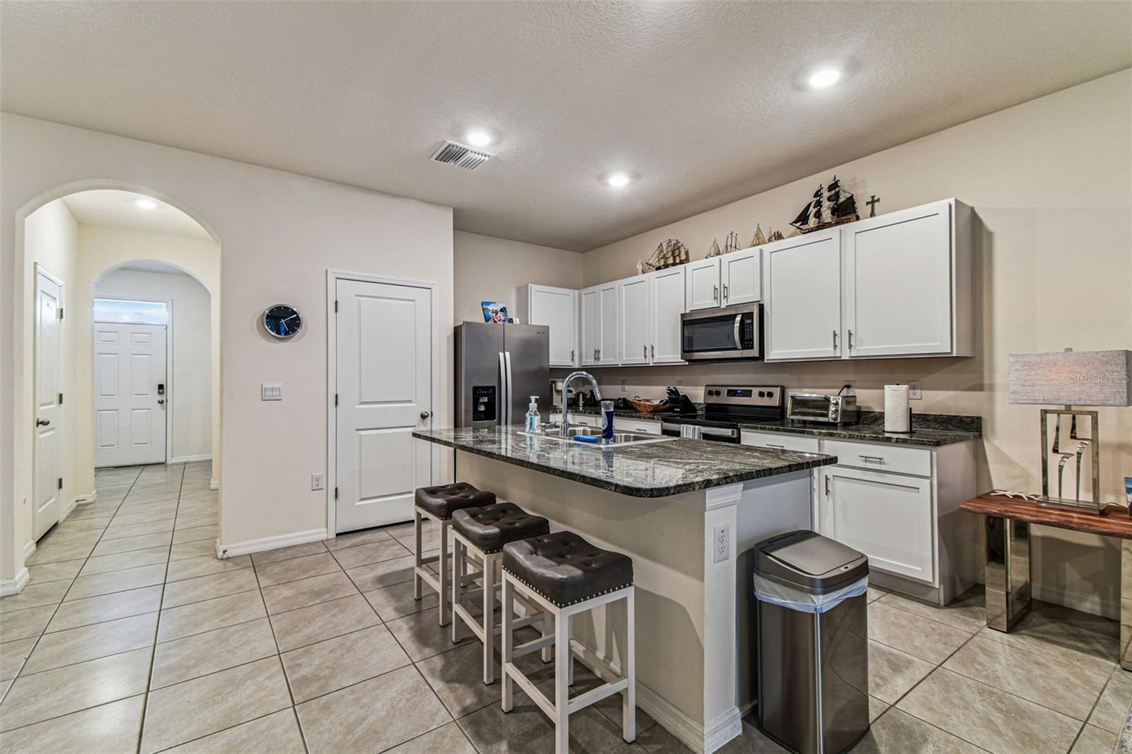 Image 14 of 51 For 2893 Suncoast Plains Drive