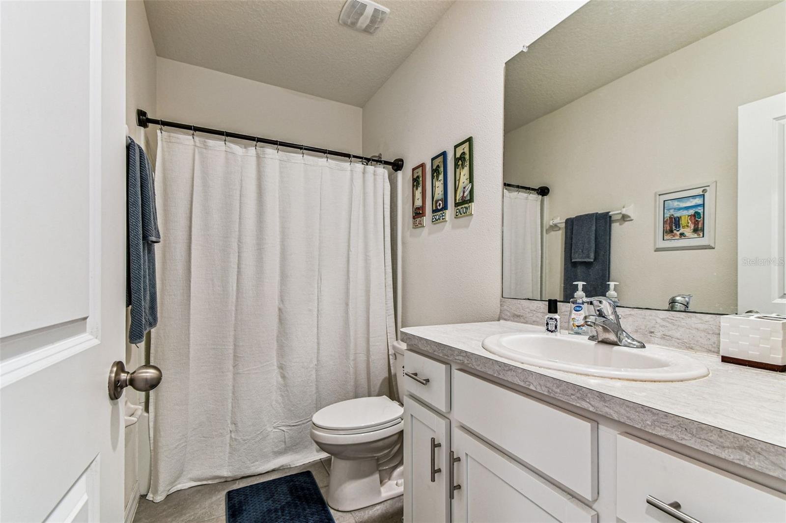 Image 24 of 51 For 2893 Suncoast Plains Drive