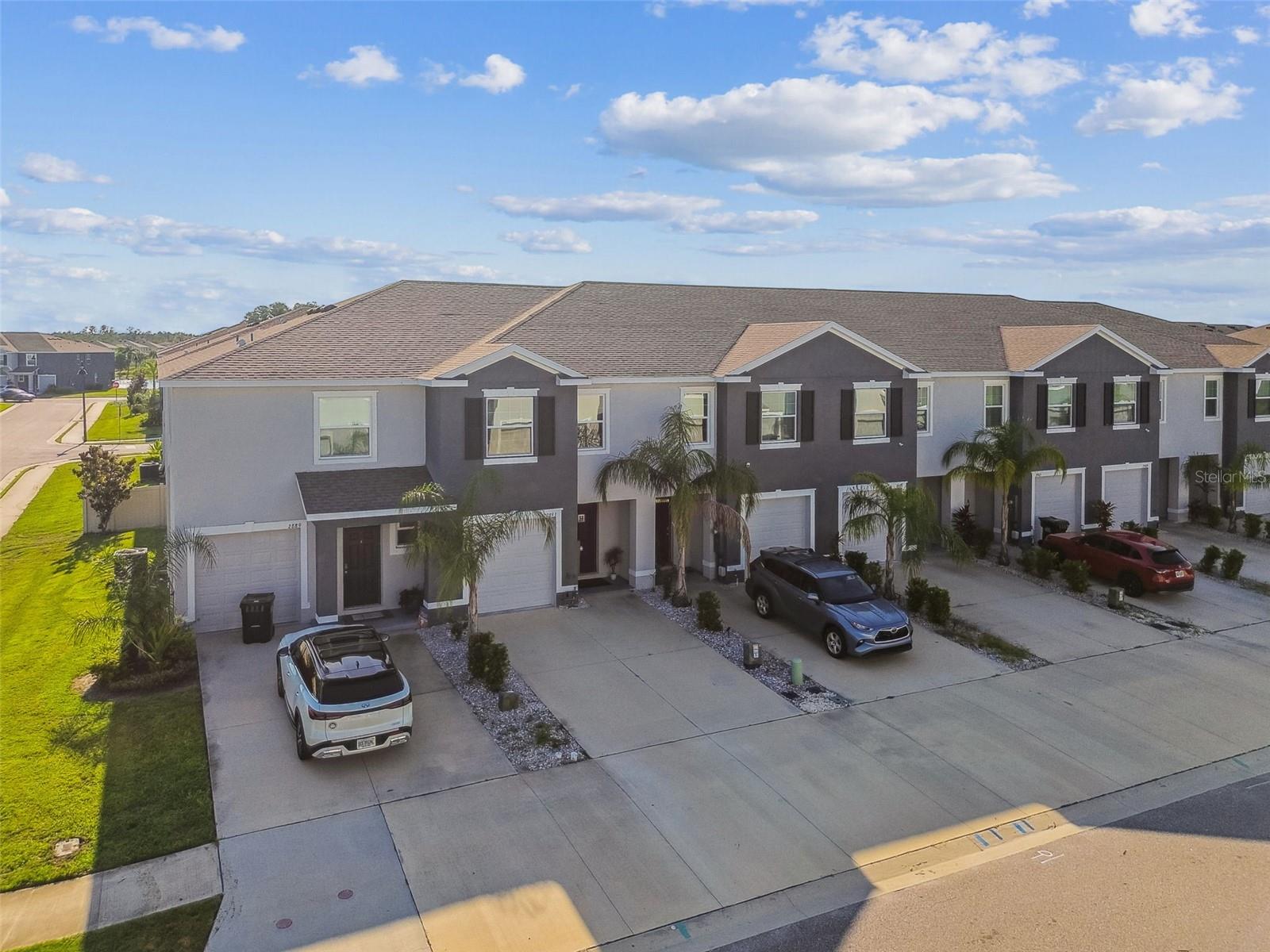 Image 32 of 51 For 2893 Suncoast Plains Drive