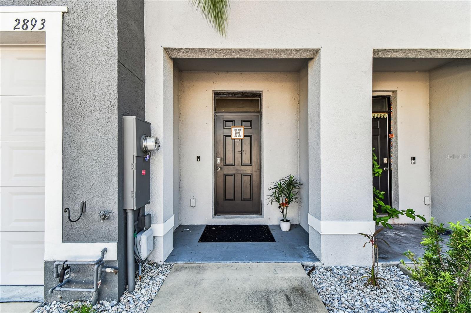 Image 4 of 51 For 2893 Suncoast Plains Drive