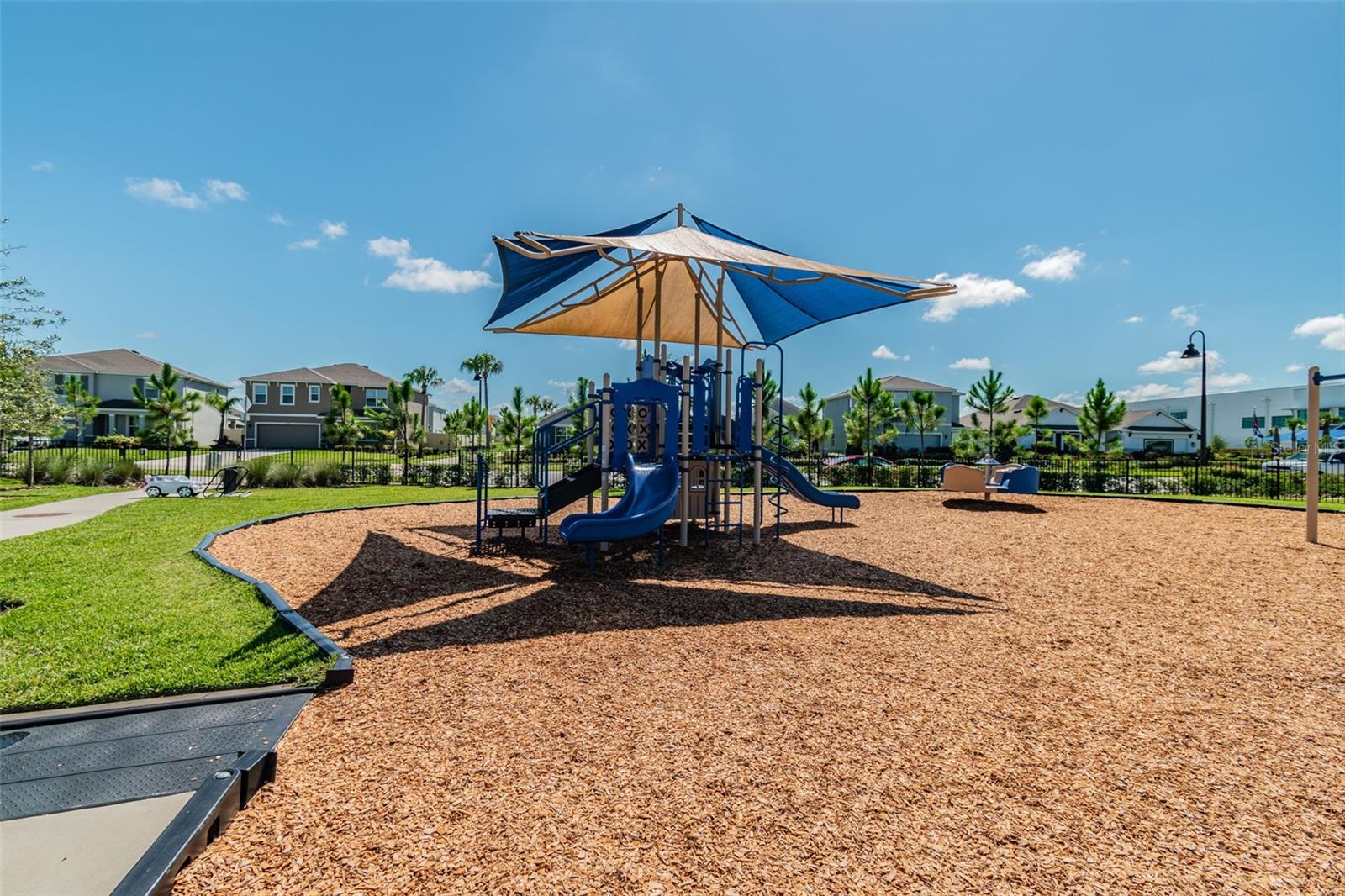 Image 43 of 51 For 2893 Suncoast Plains Drive