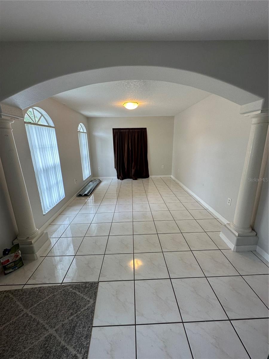 Image 17 of 19 For 2921 Ivy Street