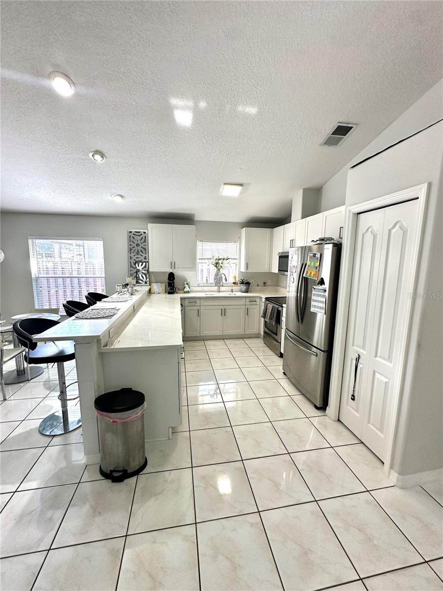 Image 2 of 15 For 2921 Ivy Street