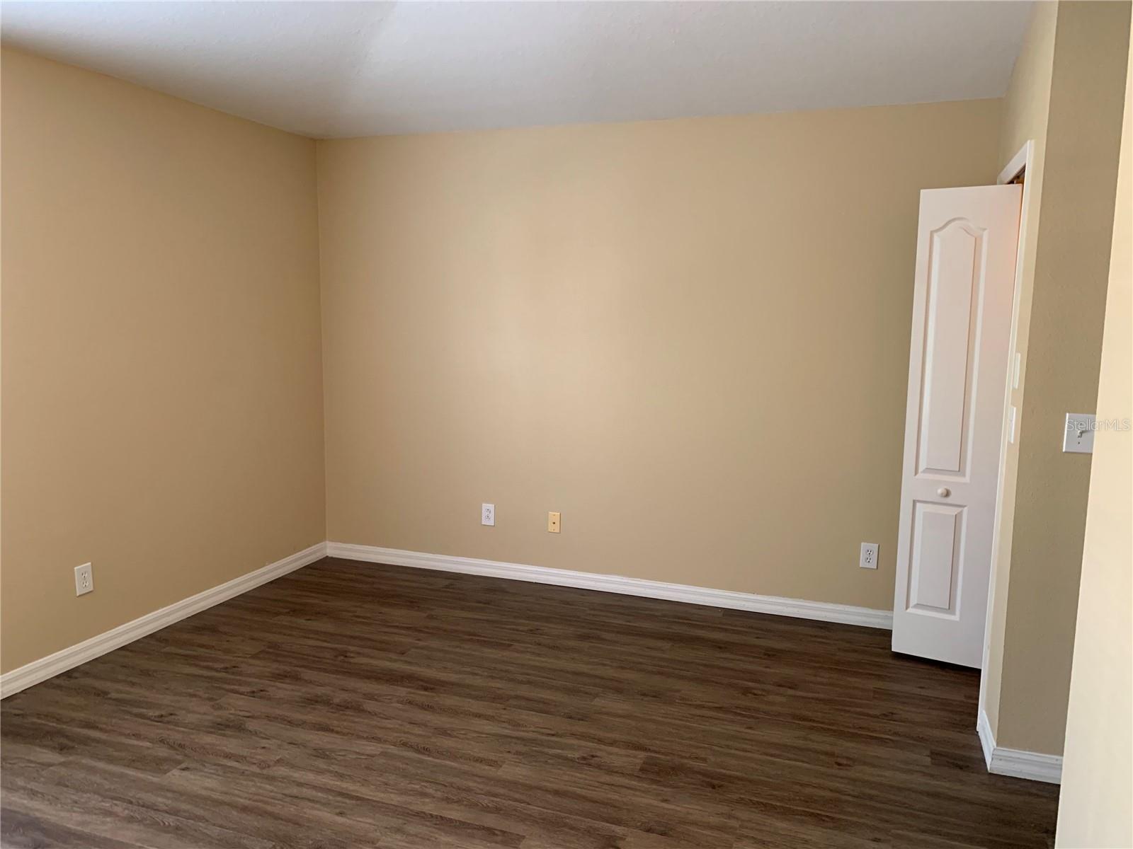 Image 14 of 23 For 12355 Foxmoor Peak Drive