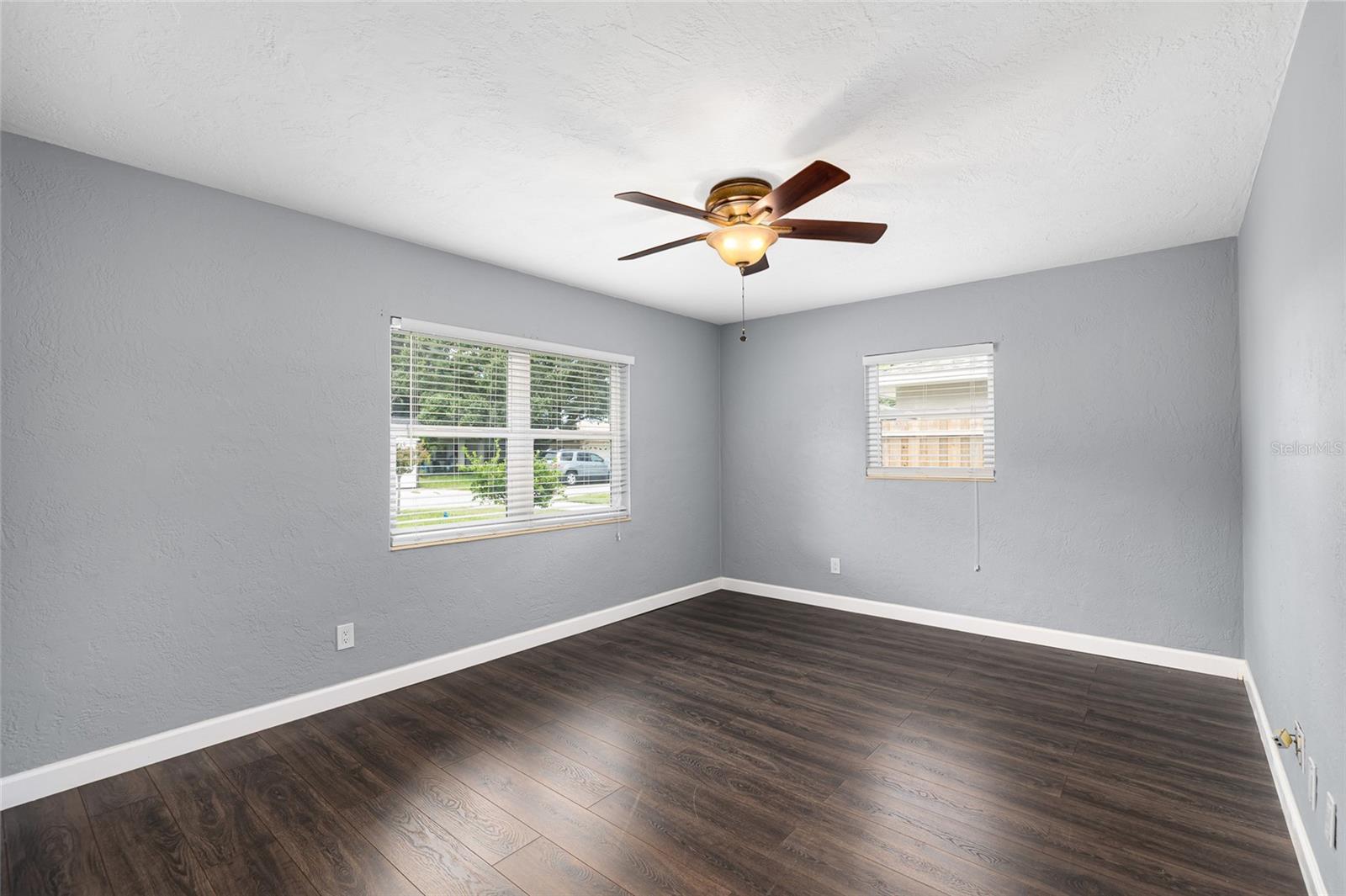 Image 16 of 28 For 4210 25th Avenue N
