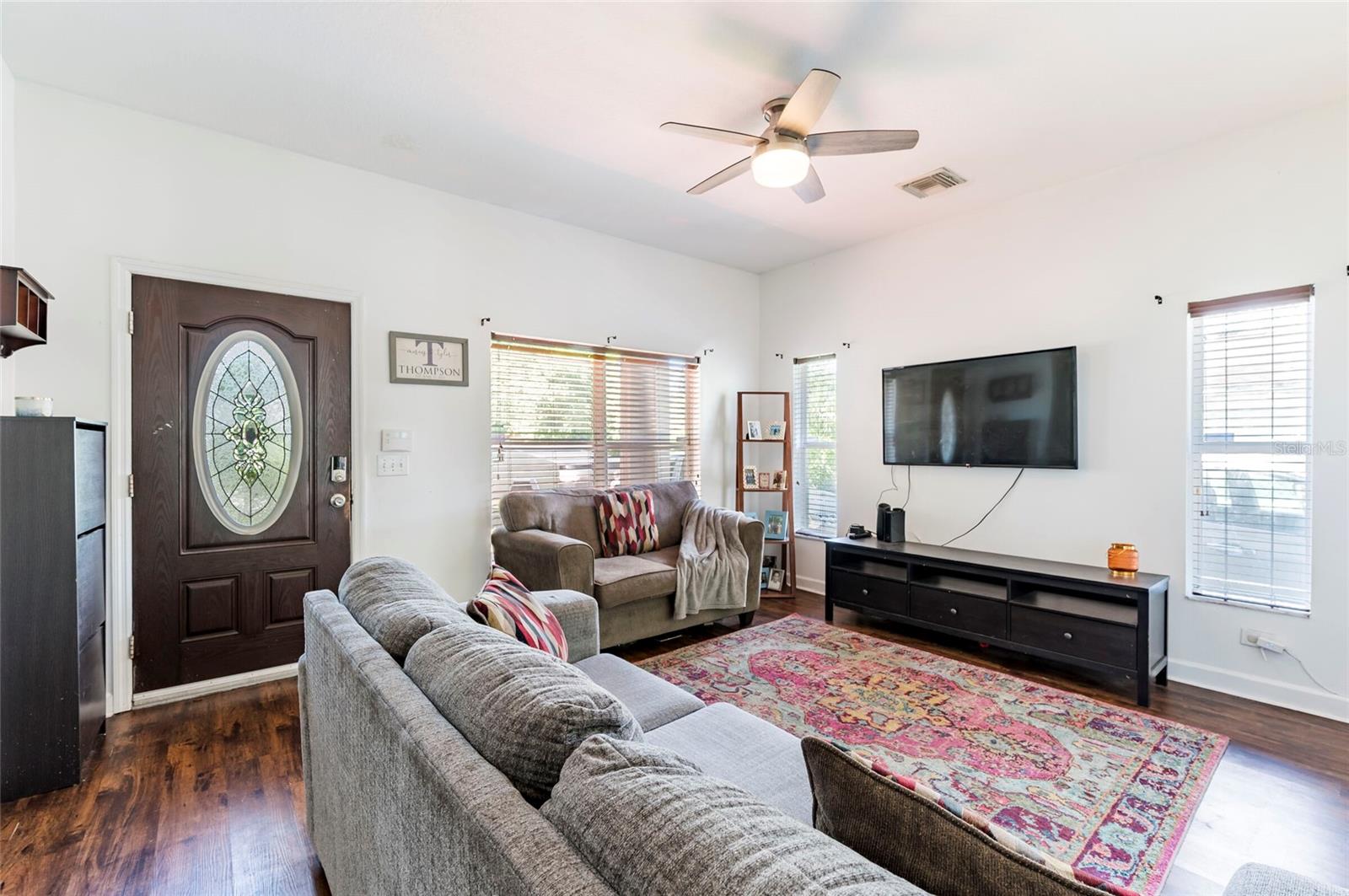 Image 5 of 25 For 8213 Klondyke Street