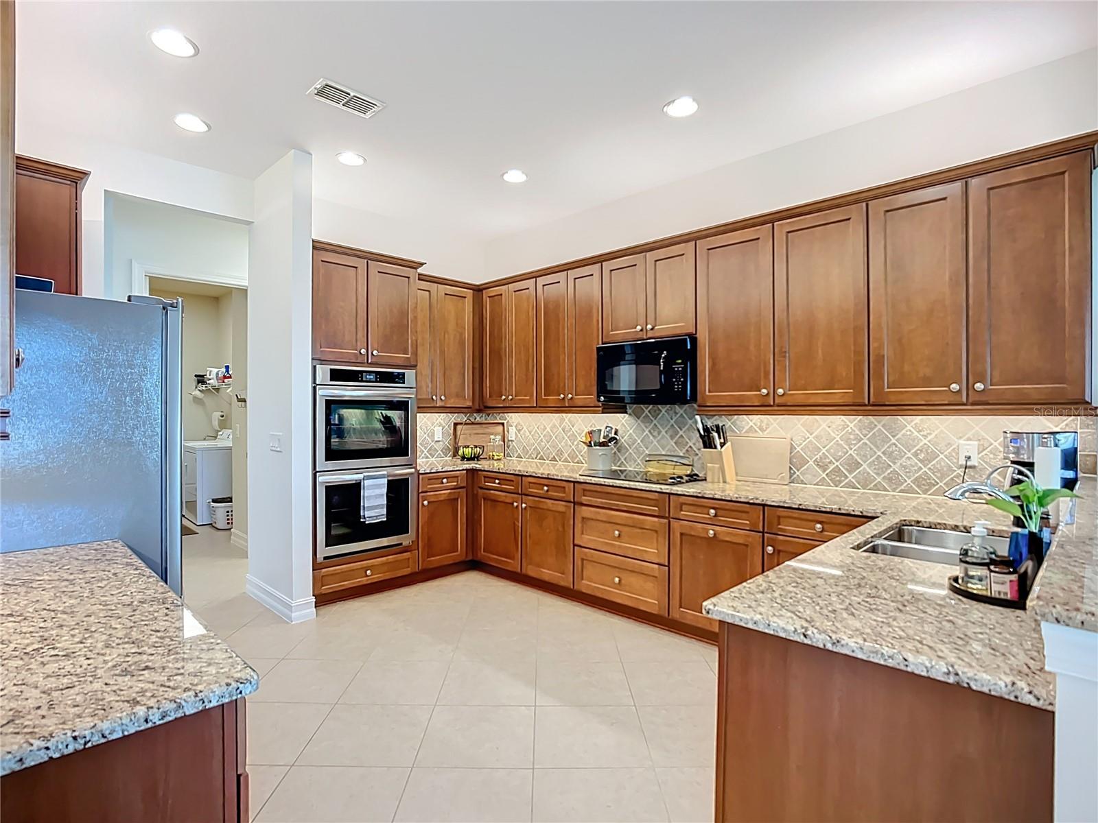 Image 16 of 75 For 16244 Diamond Bay Drive