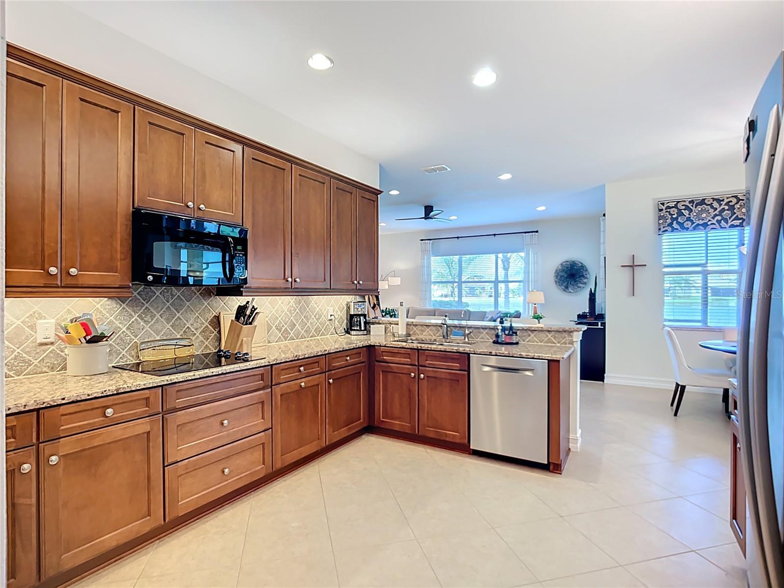 Image 19 of 75 For 16244 Diamond Bay Drive