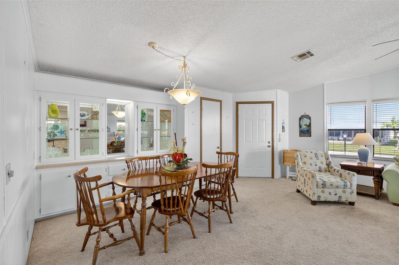 Image 13 of 85 For 905 Iglesia Drive